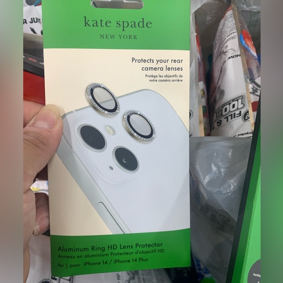 Kate Spade iphone 14/14 pro max lens protector - Picture 2 of 2